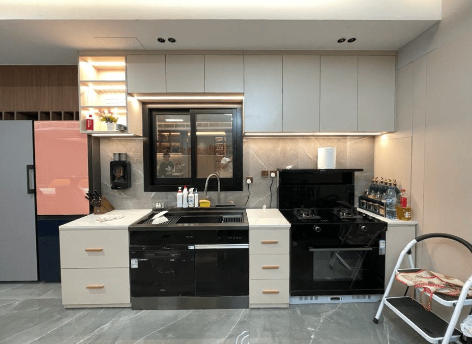 Kitchen Furniture Image Seven